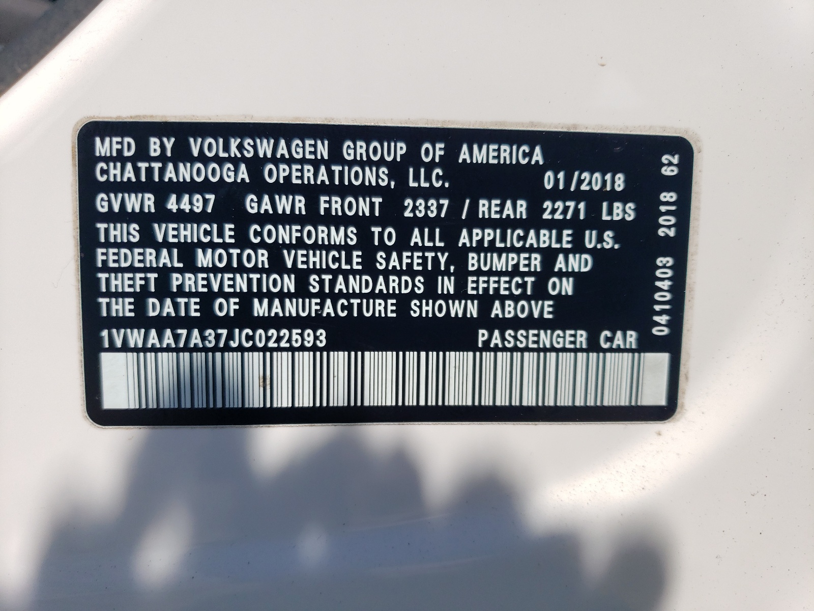 1VWAA7A37JC022593 2018 Volkswagen Passat S