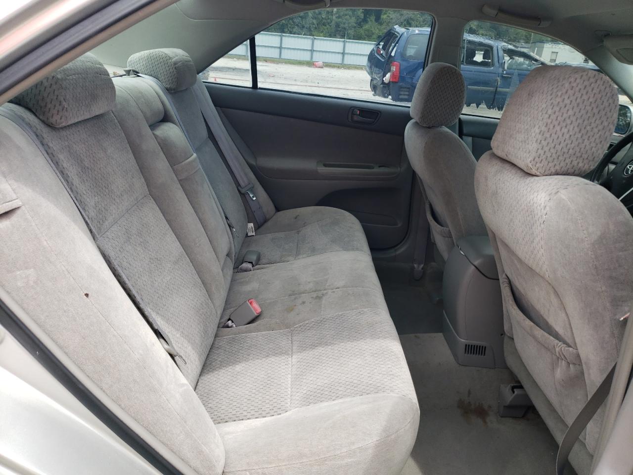 2004 Toyota Camry Le VIN: 4T1BE32K14U844214 Lot: 60303654