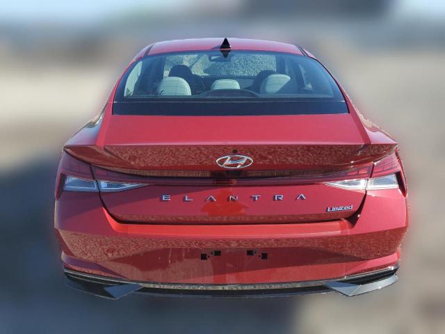  HYUNDAI ELANTRA 2022 Червоний