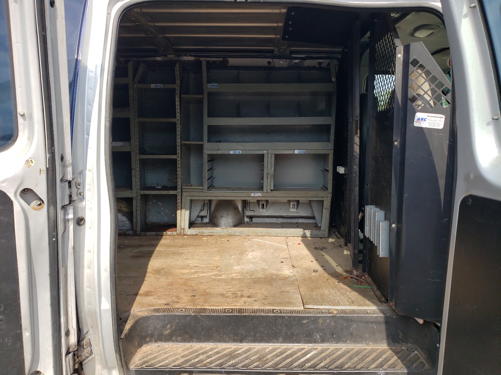 1FTSE34L38DA75229 2008 Ford Econoline E350 Super Duty Van