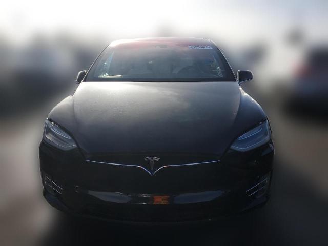 Паркетники TESLA MODEL X 2016 Чорний