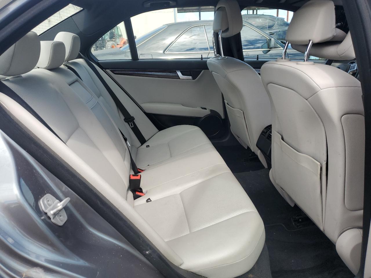 2012 Mercedes-Benz C 300 4Matic VIN: WDDGF8BB7CR207646 Lot: 58623594