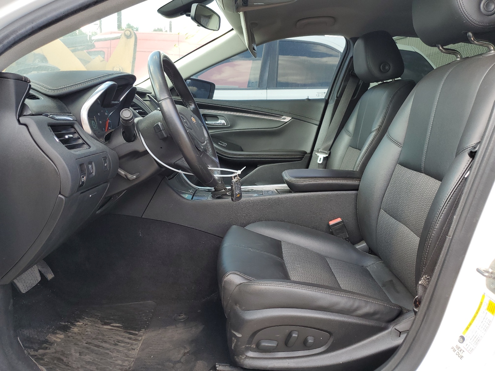 2G1105S30J9135035 2018 Chevrolet Impala Lt