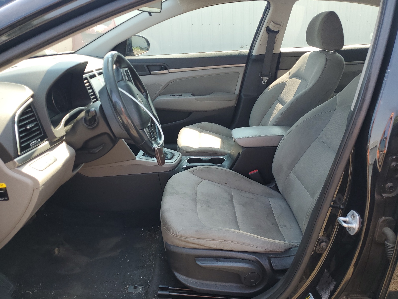 5NPD84LF3HH014202 2017 Hyundai Elantra Se