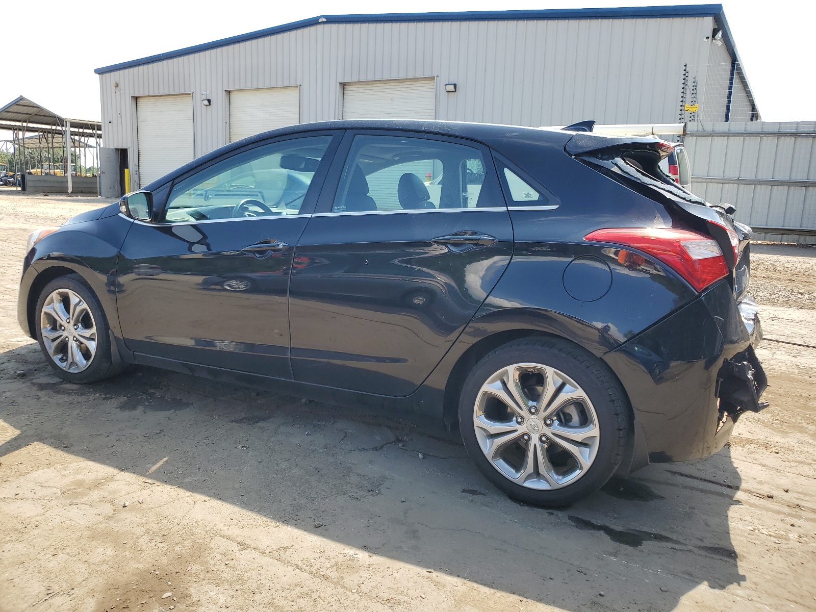 2013 Hyundai Elantra Gt vin: KMHD35LE9DU147795