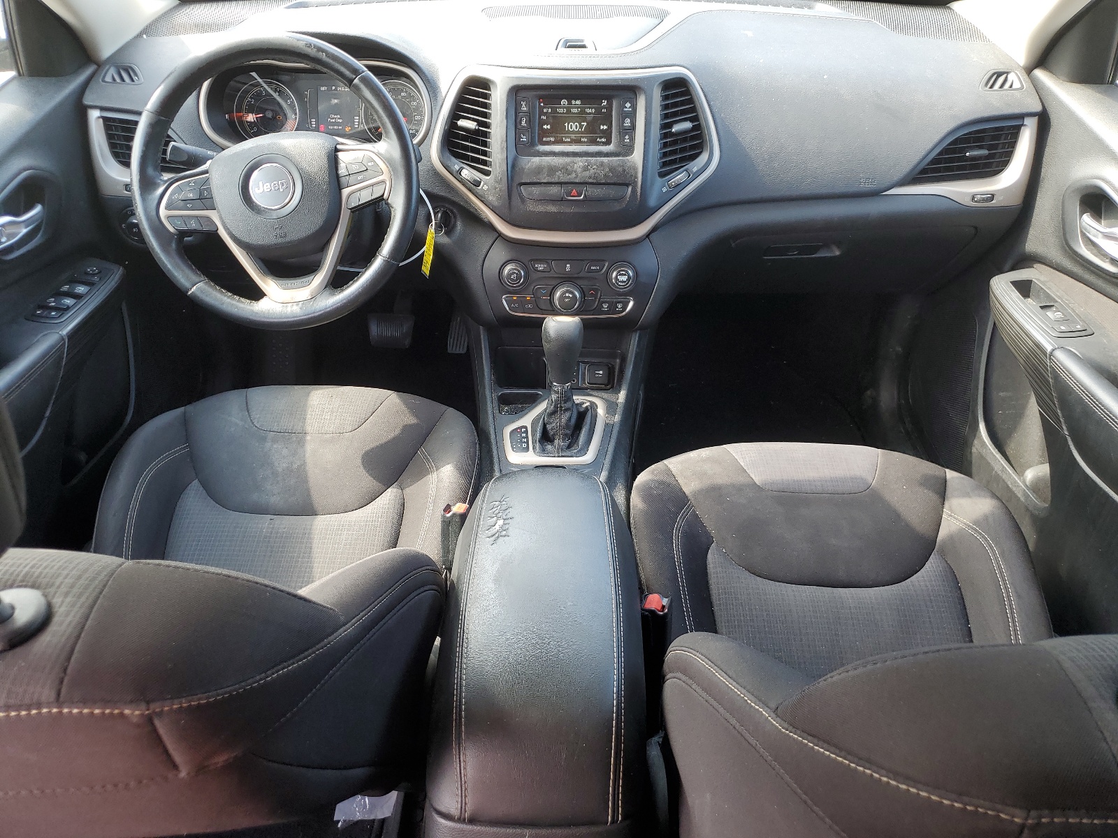 1C4PJLCB9FW694302 2015 Jeep Cherokee Latitude