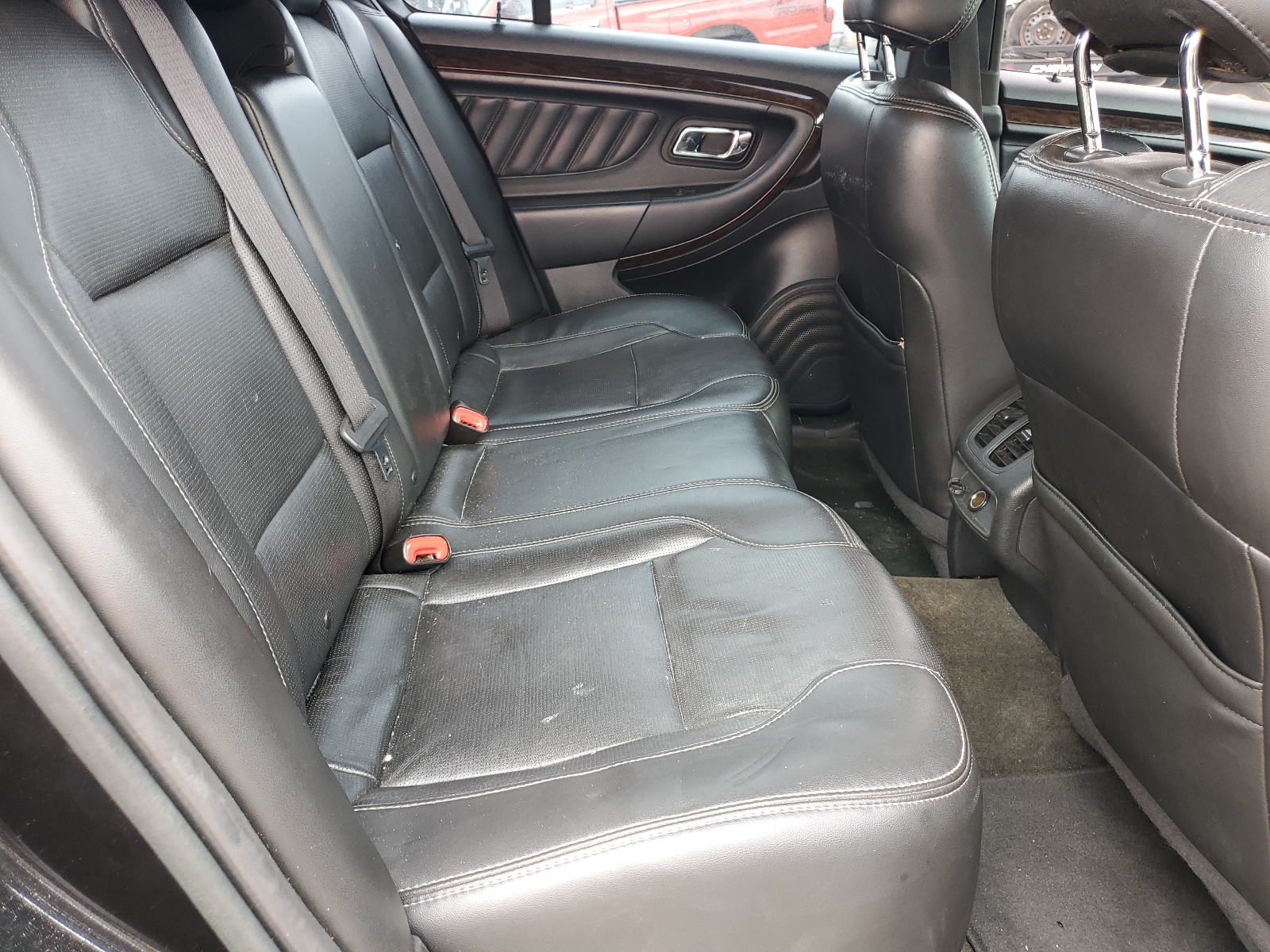 1FAHP2F82DG220461 2013 Ford Taurus Limited