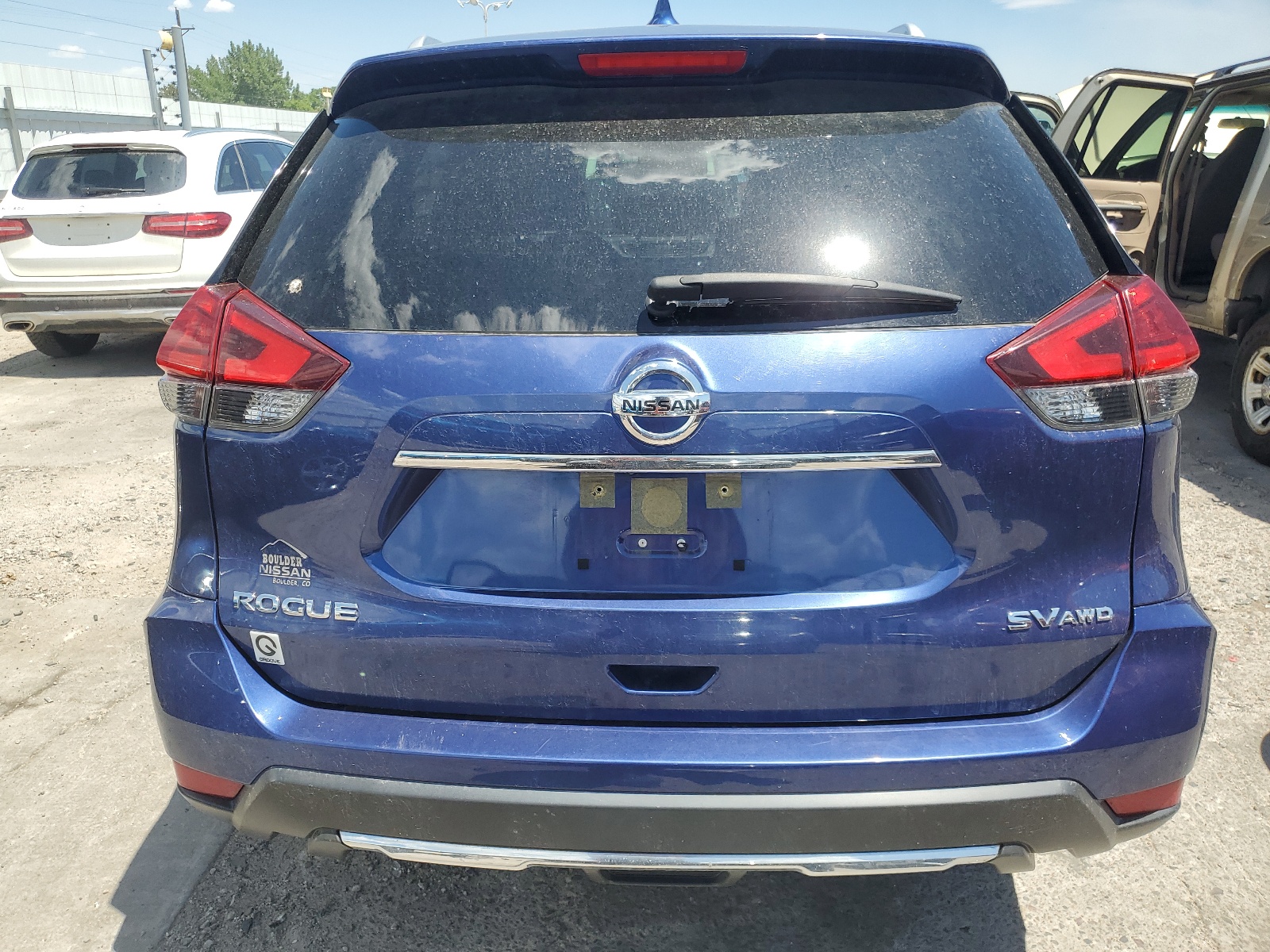 2017 Nissan Rogue S vin: JN8AT2MV3HW015893