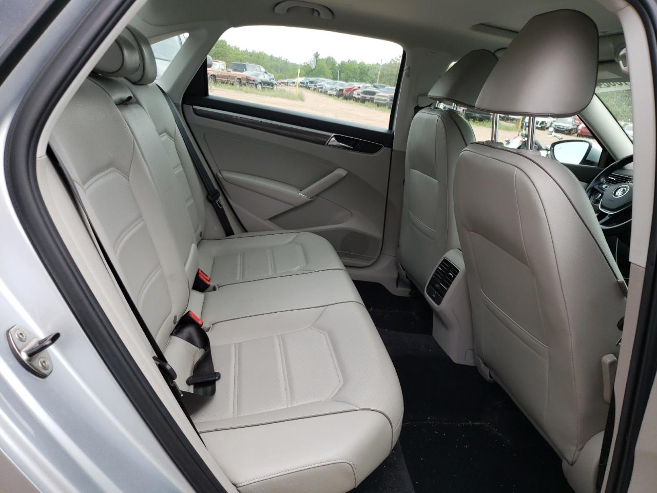 2017 Volkswagen Passat Se VIN: 1VWBT7A30HC024100 Lot: 57415684