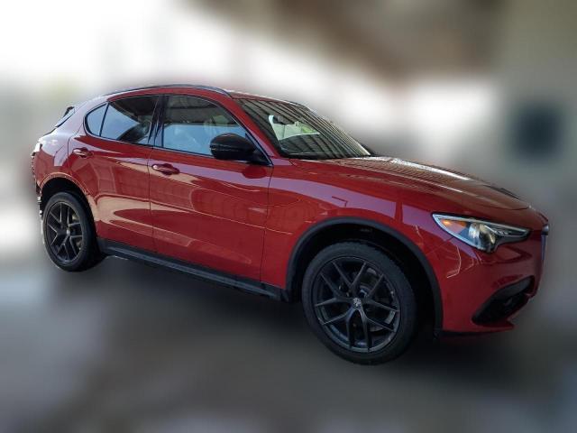  ALFA ROMEO STELVIO 2020 Красный