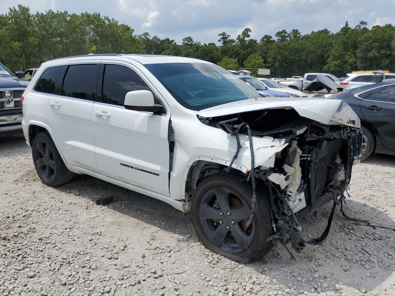 1C4RJEAG5FC629595 2015 Jeep Grand Cherokee Laredo