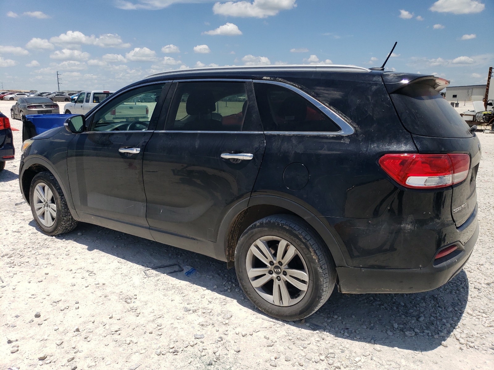 5XYPG4A3XHG271731 2017 Kia Sorento Lx