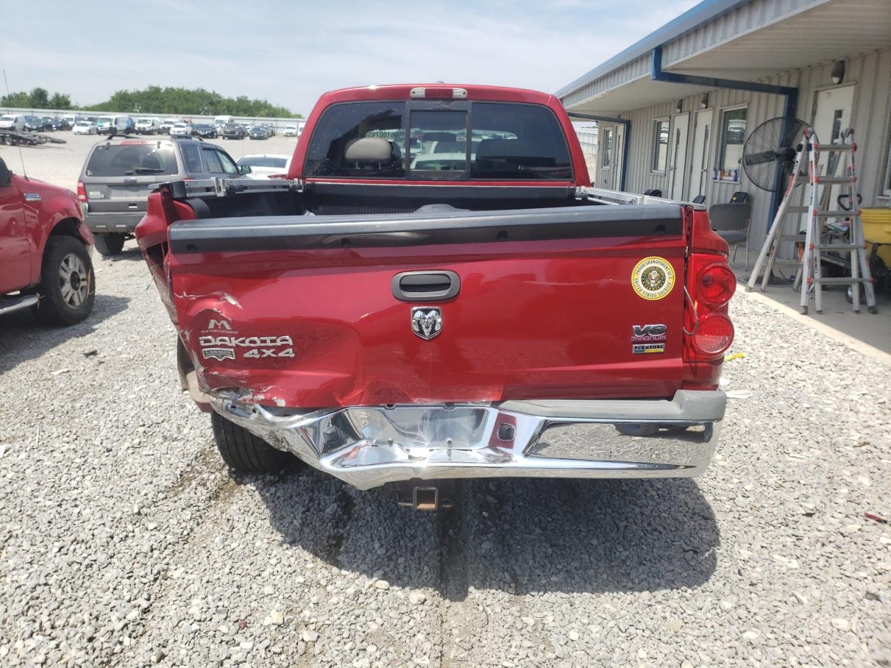 1D7HW58N18S517697 2008 Dodge Dakota Quad Laramie