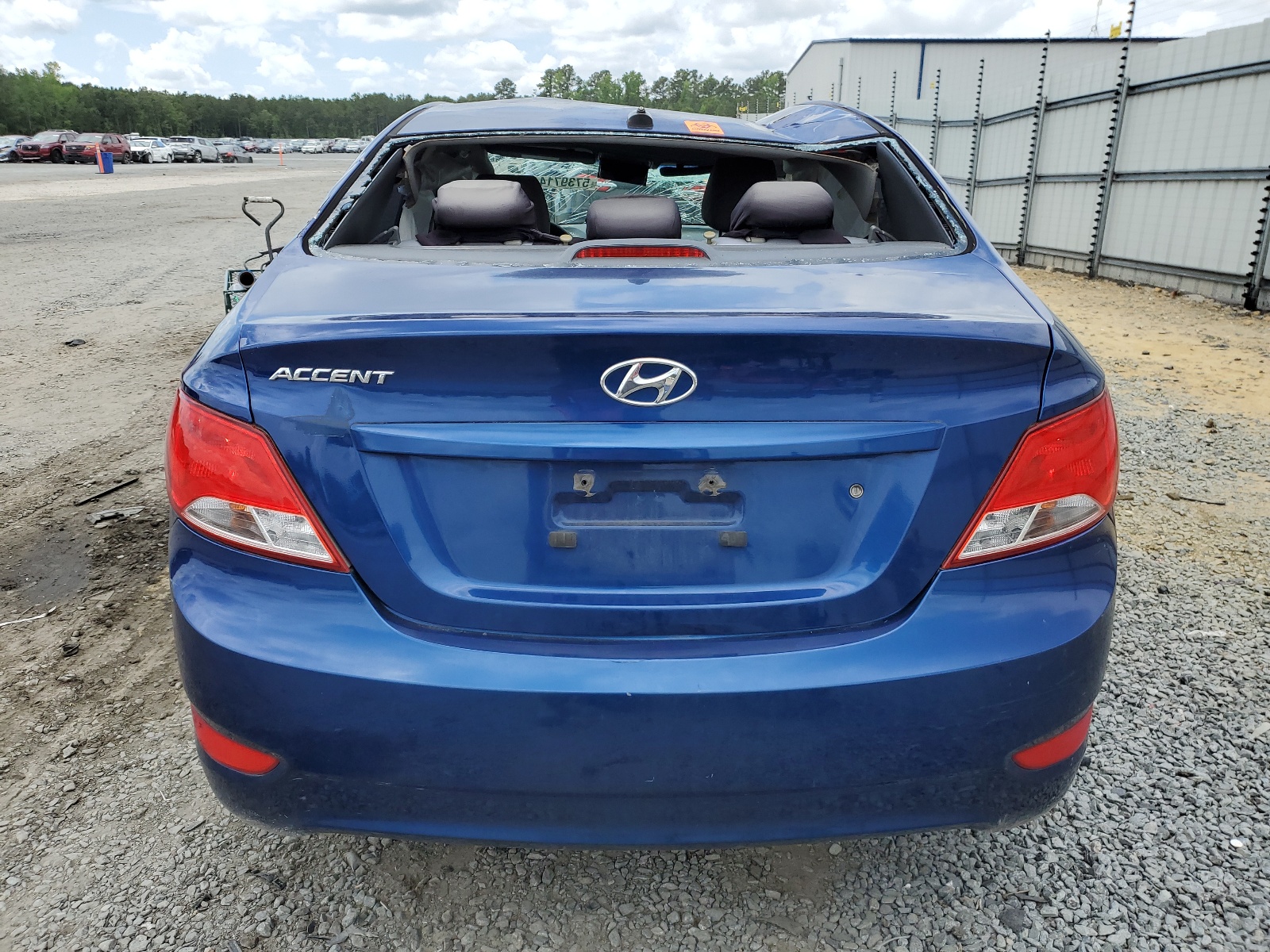 KMHCT4AE2FU917928 2015 Hyundai Accent Gls