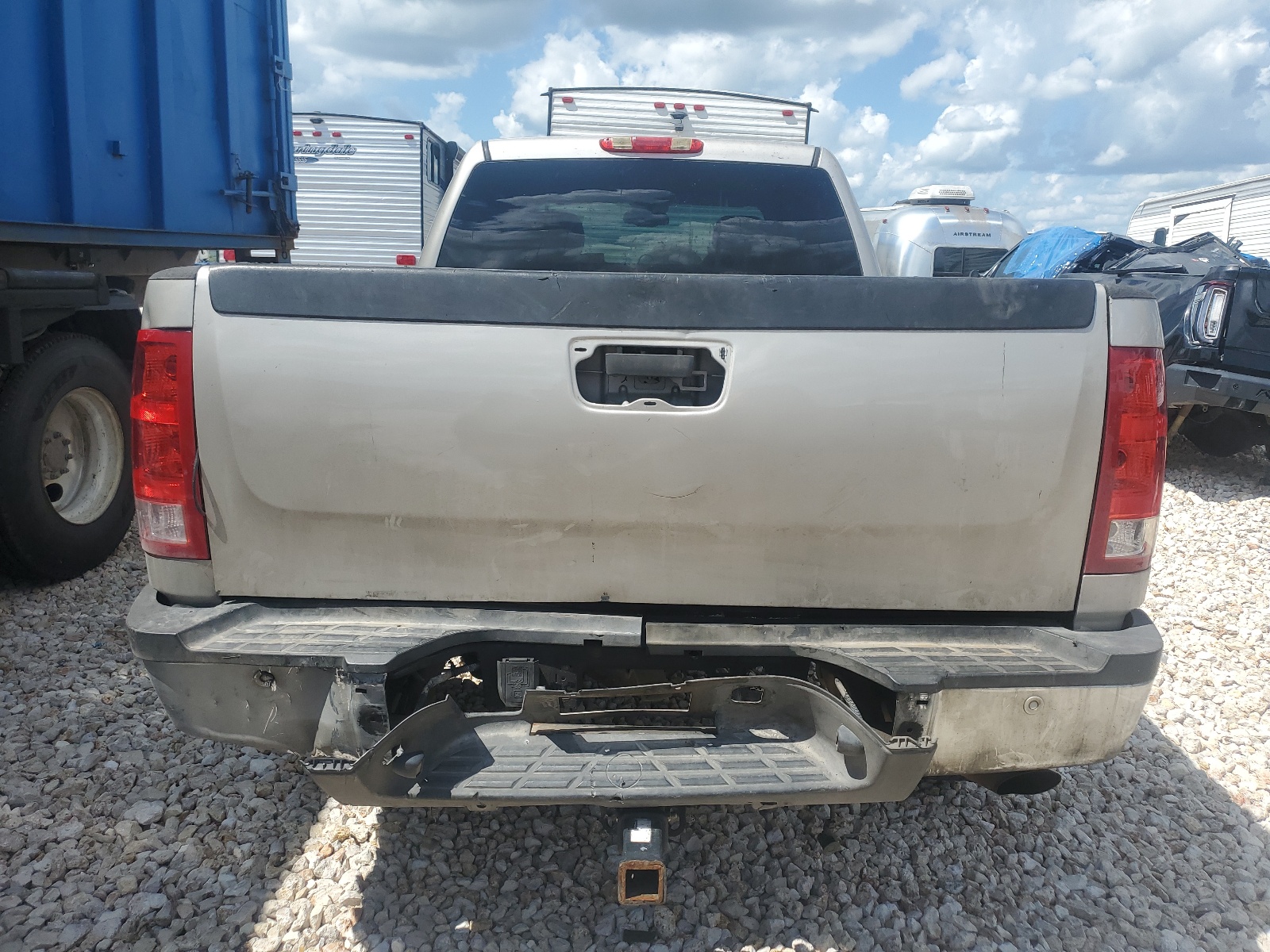 1gthc53k79f104936 1GTHC53K79F104936 2009 GMC Sierra C2500 Sle