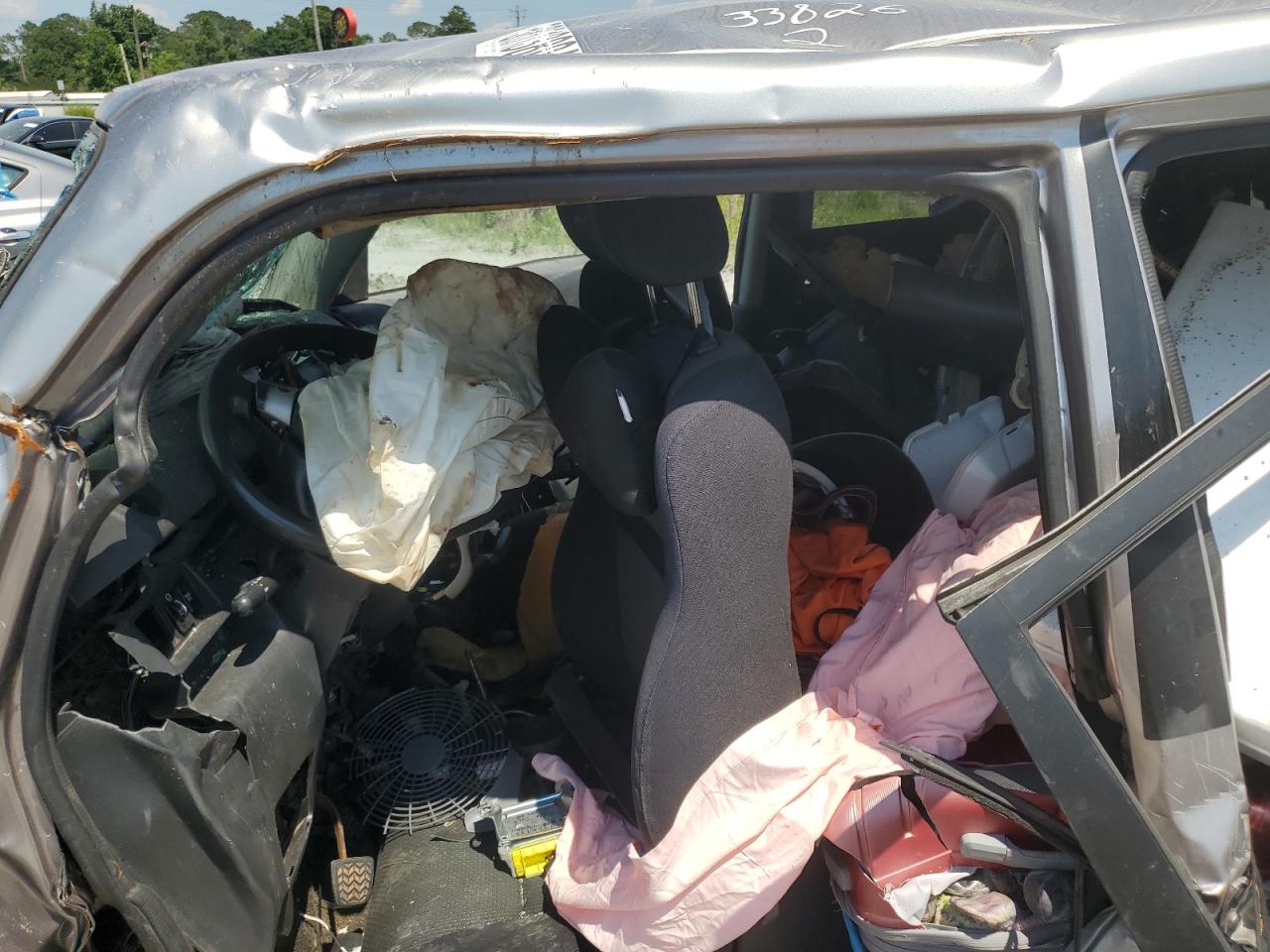 2006 Scion xB - Image 7