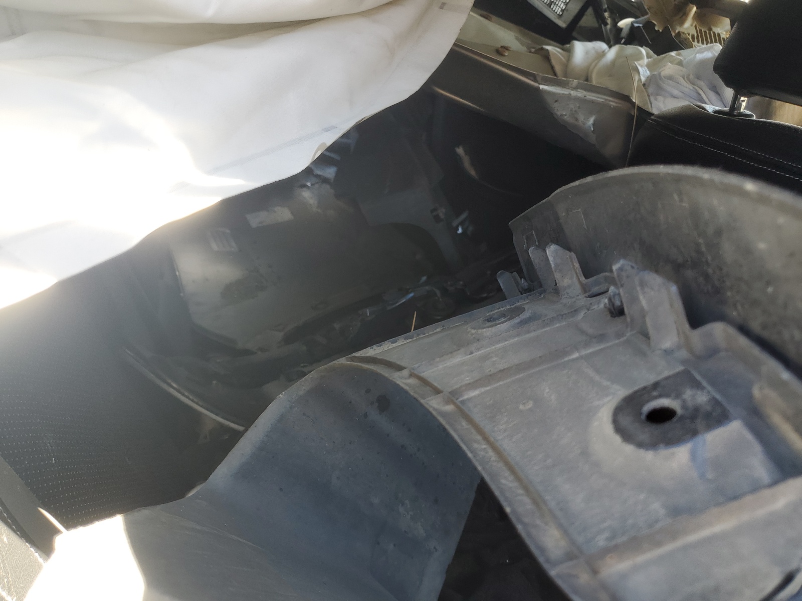 5TDZKRFH2ES017745 2014 Toyota Highlander Le