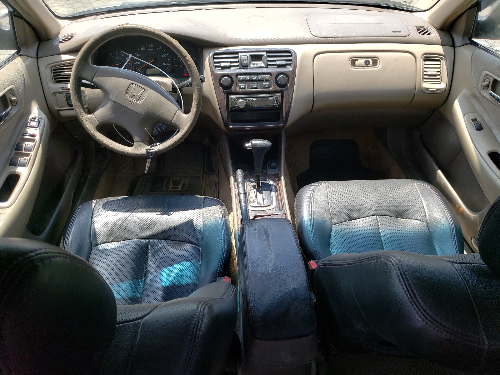 1HGCG5641XA013037 1999 Honda Accord Lx