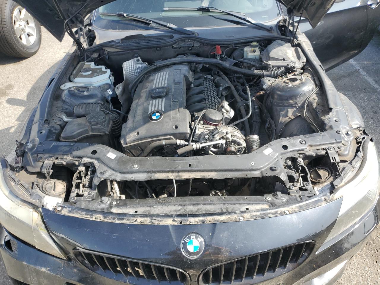 WBALM1C57BE393996 2011 BMW Z4 Sdrive35Is