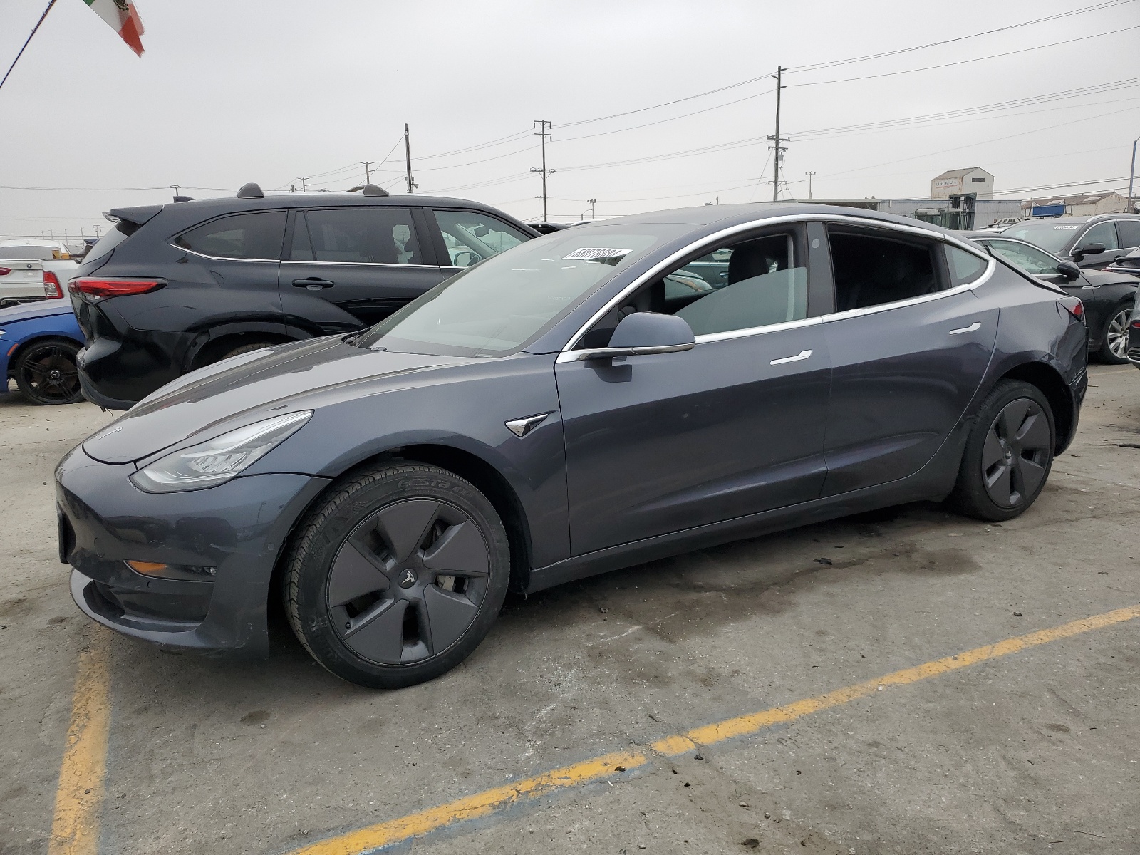 2019 Tesla Model 3 vin: 5YJ3E1EA9KF426926