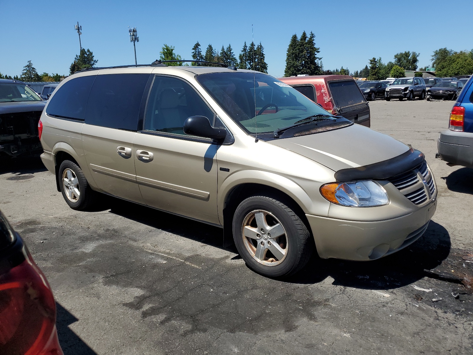 2D4GP44L95R389971 2005 Dodge Grand Caravan Sxt