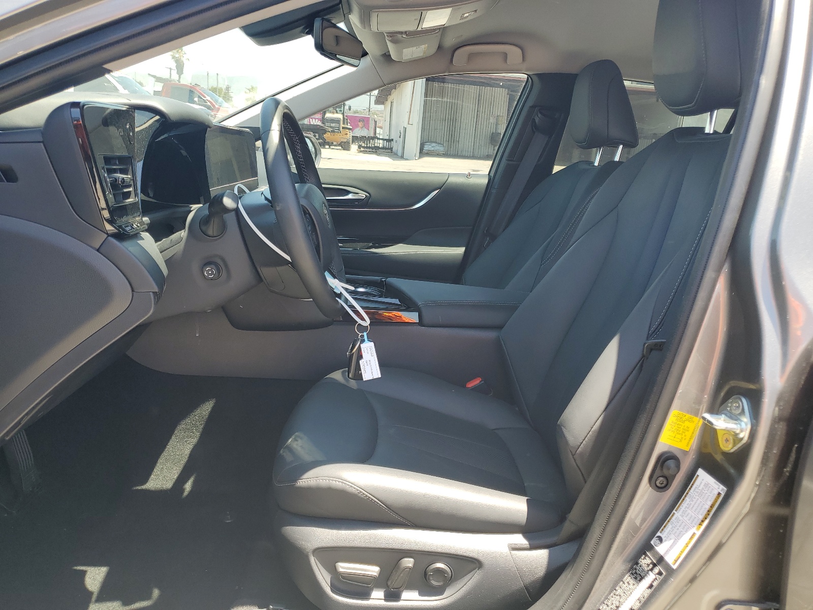 JTDAAAAA0PA008604 2023 Toyota Mirai Xle