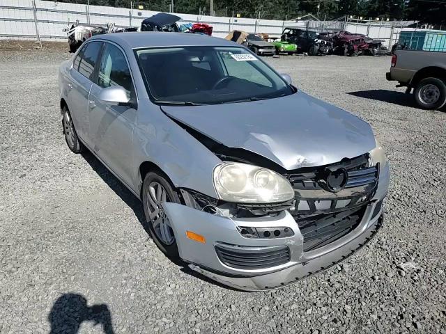 2007 Volkswagen Jetta 2.5 Option Package 1 VIN: 3VWRF71K47M131614 Lot: 60252184