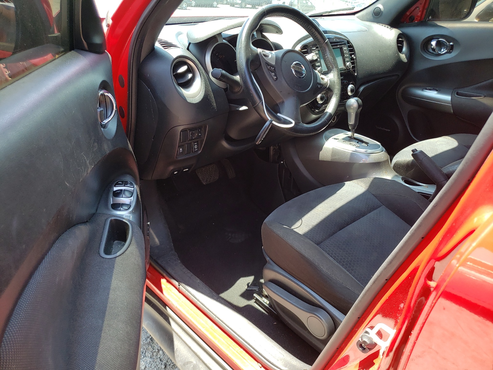 JN8AF5MV6FT564172 2015 Nissan Juke S