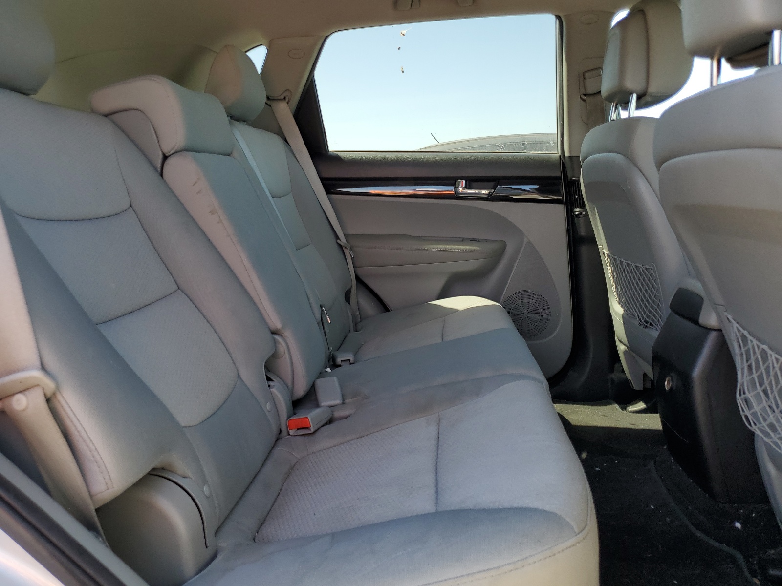 5XYKT3A12CG308598 2012 Kia Sorento Base