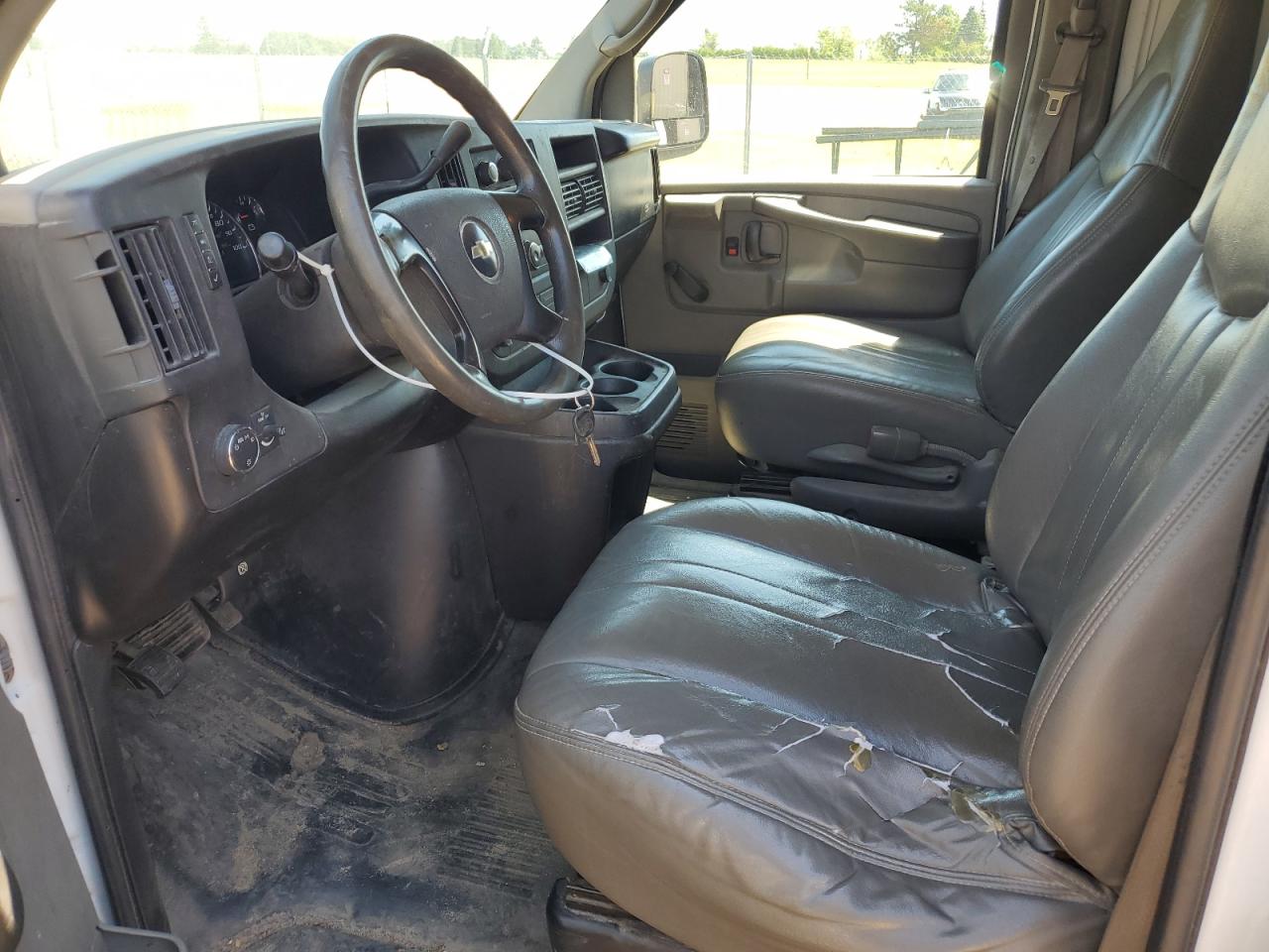 2008 Chevrolet Express G1500 VIN: 1GCFG15XX81155582 Lot: 58635244