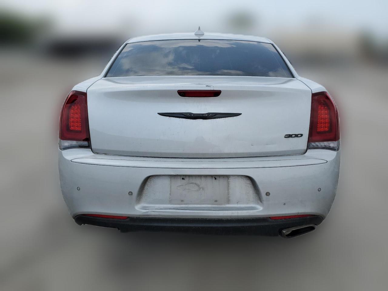 2022 Chrysler 300 Touring L VIN: 2C3CCADGXNH170777 Lot: 56963424