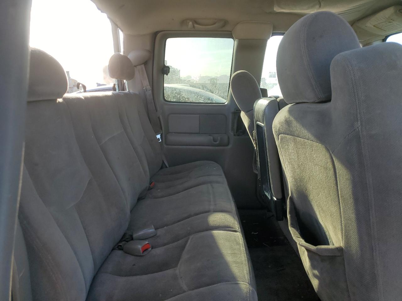 2004 GMC New Sierra K1500 VIN: 2GTEK19T641180243 Lot: 59726204