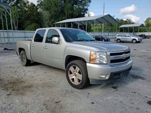 2008 Chevrolet Silverado C1500 VIN: 2GCEC13J481167226 Lot: 57111544