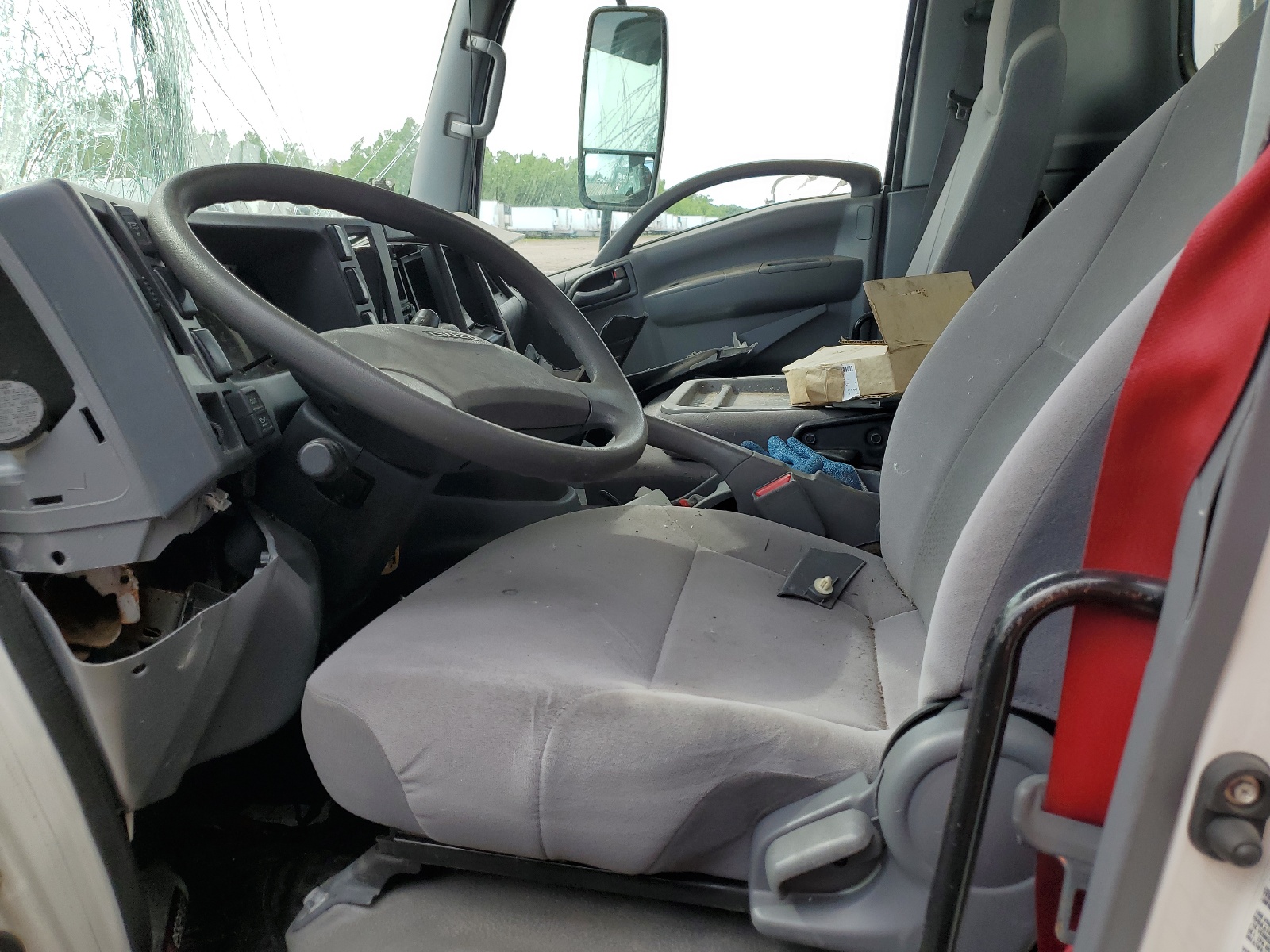 JALE5W167K7301905 2019 Isuzu Nrr