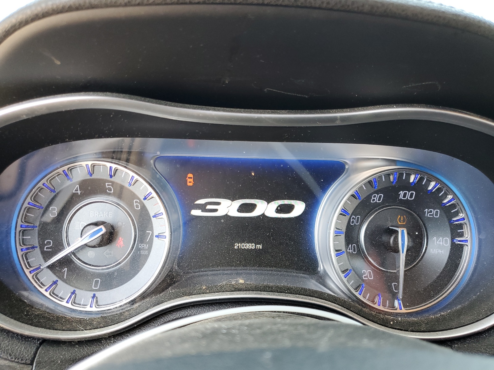 2C3CCAAG8HH516415 2017 Chrysler 300 Limited