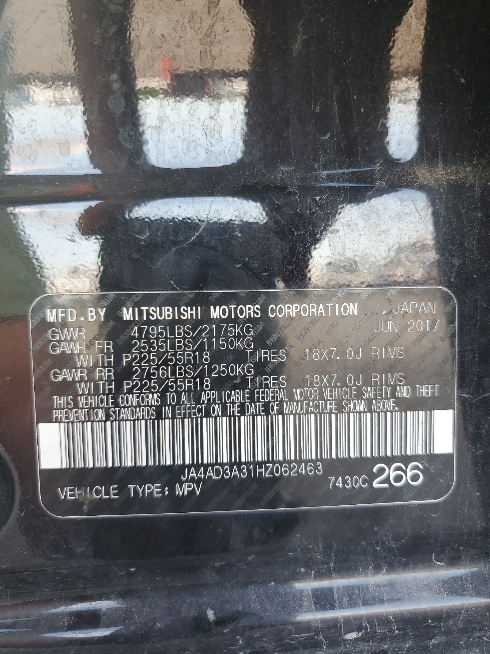 JA4AD3A31HZ062463 2017 Mitsubishi Outlander Se