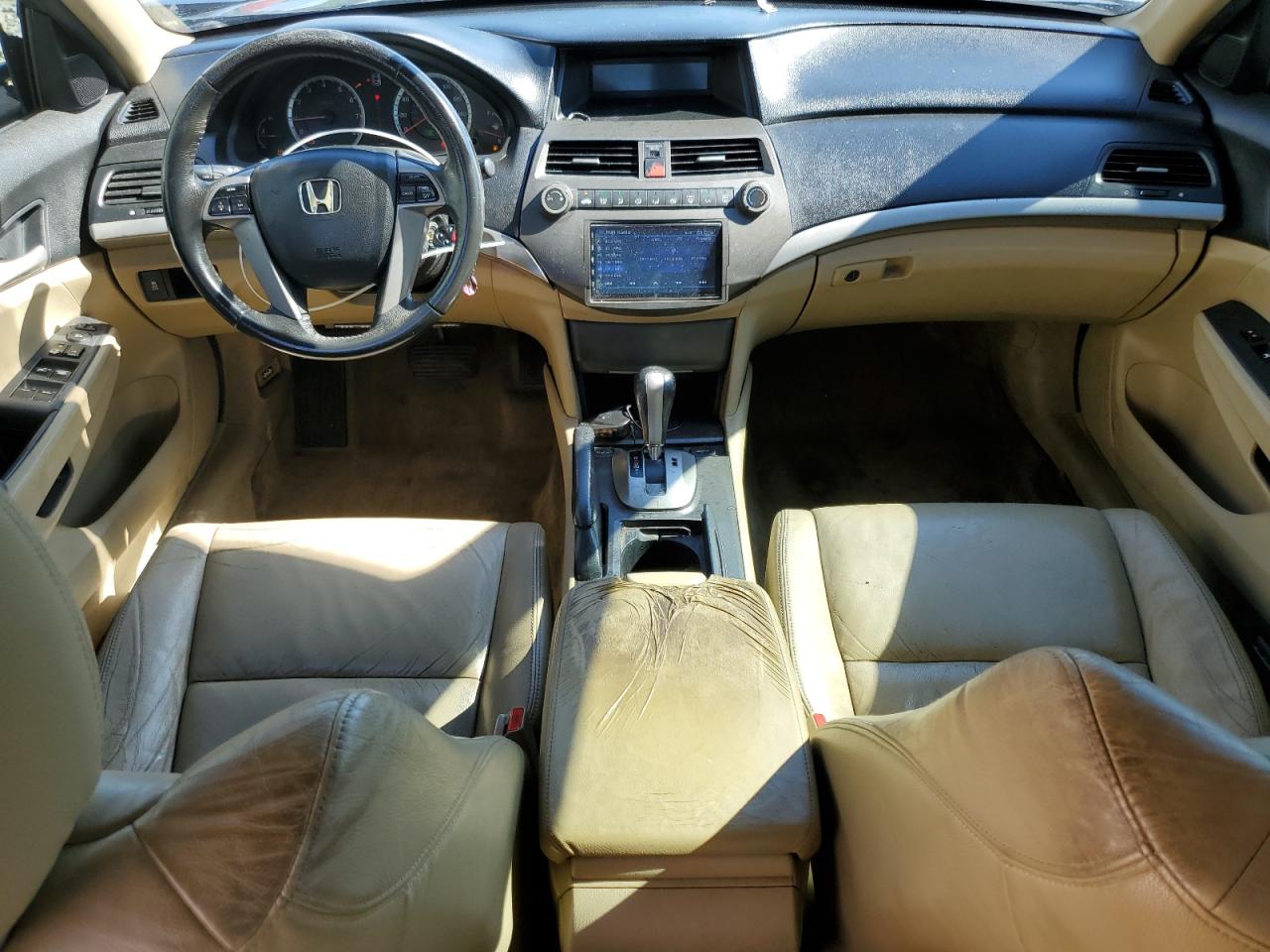 1HGCP2F66CA139792 2012 Honda Accord Se