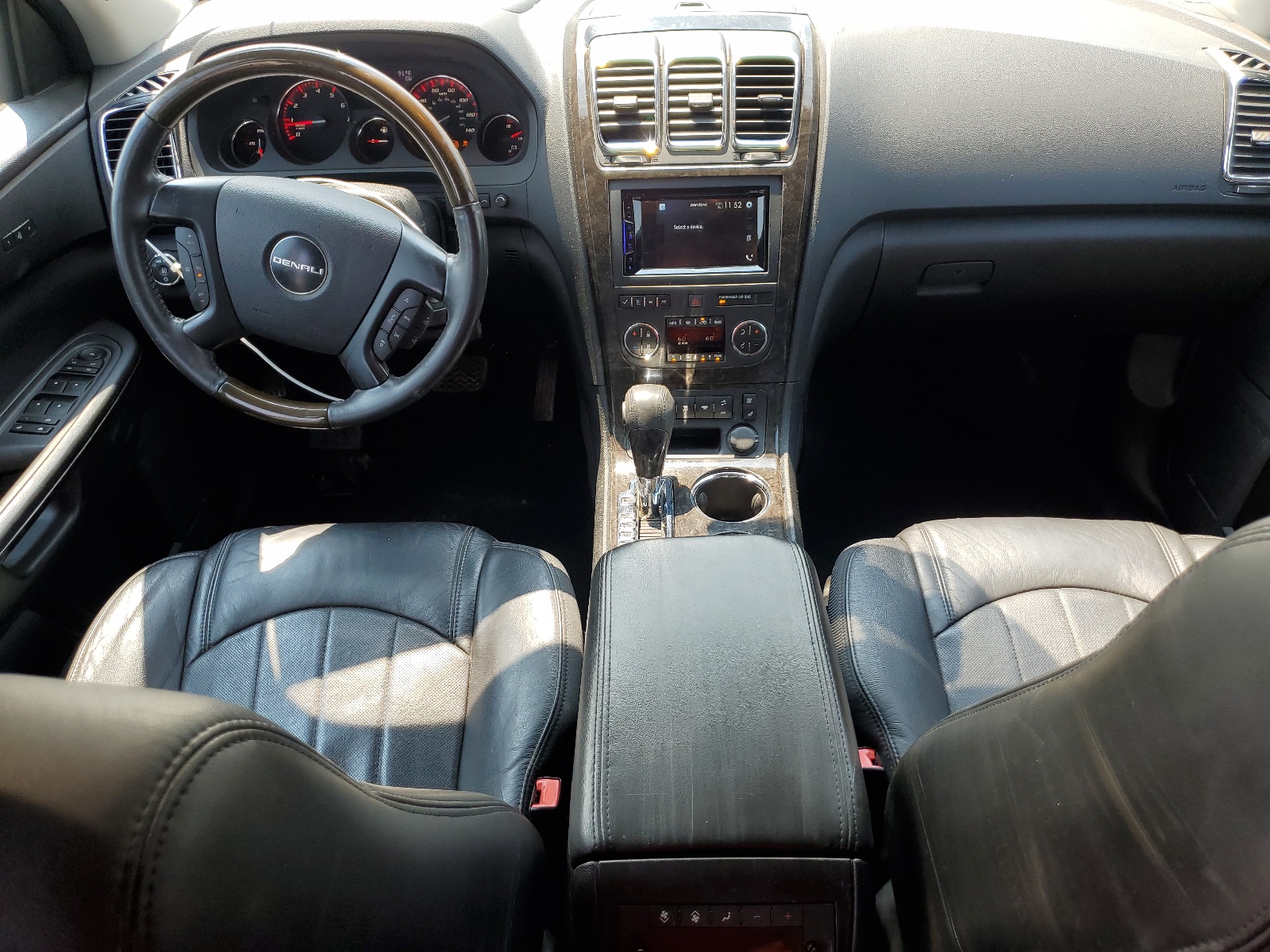 1GKKVTED5BJ318530 2011 GMC Acadia Denali