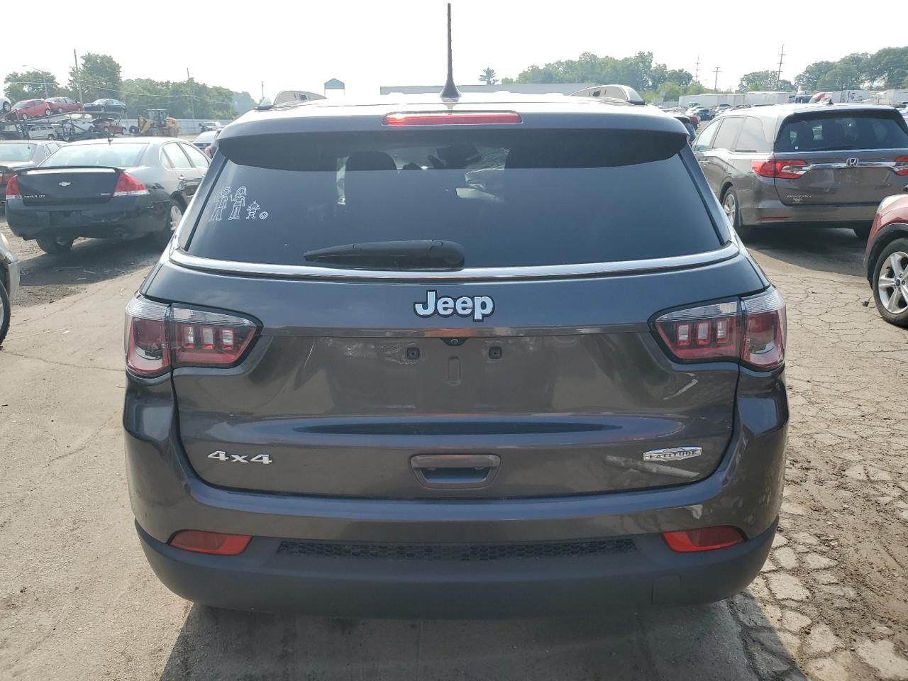 2019 Jeep Compass Latitude VIN: 3C4NJDBB5KT595460 Lot: 81196675