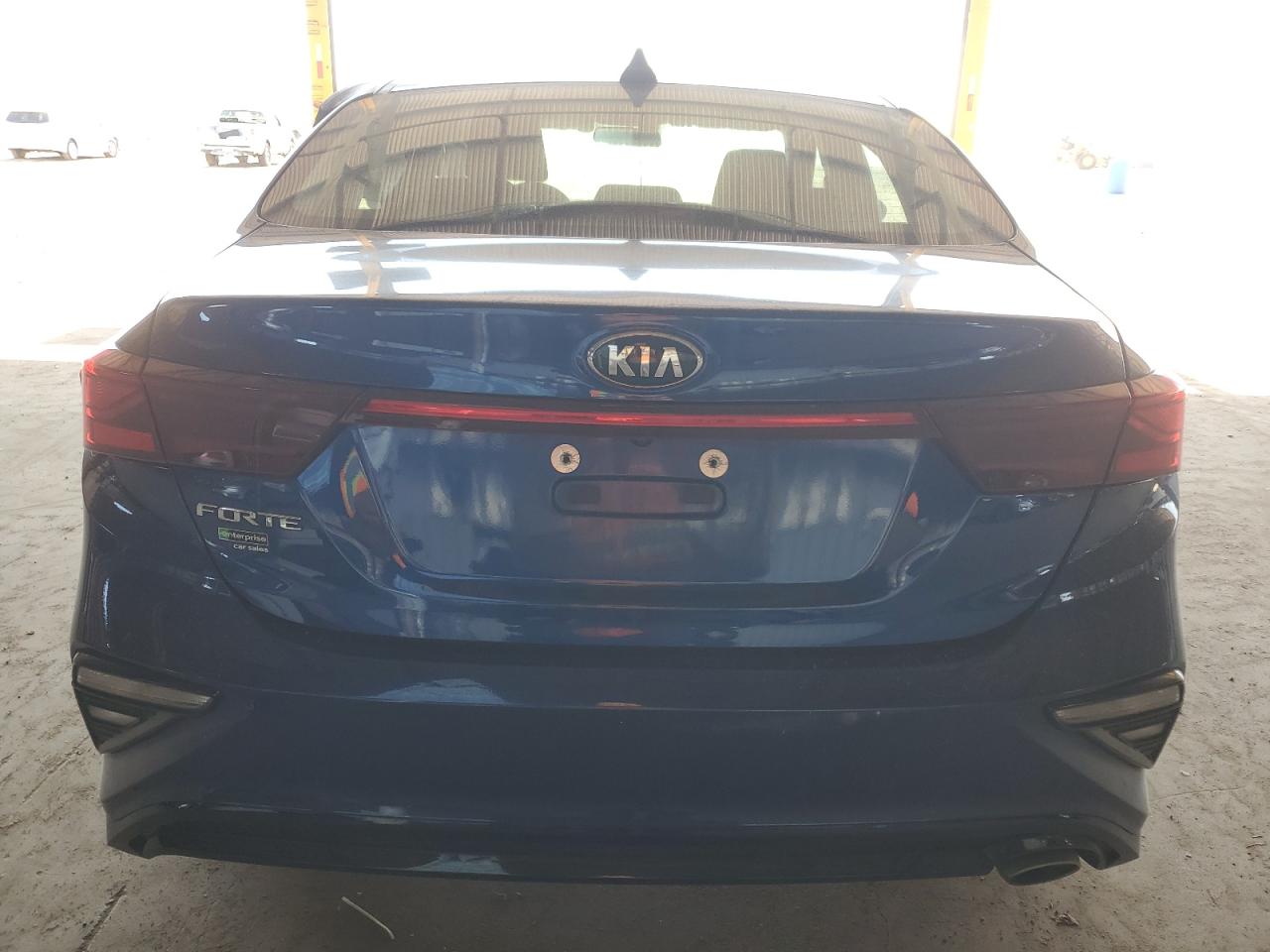 3KPF24AD8ME266733 2021 Kia Forte Fe