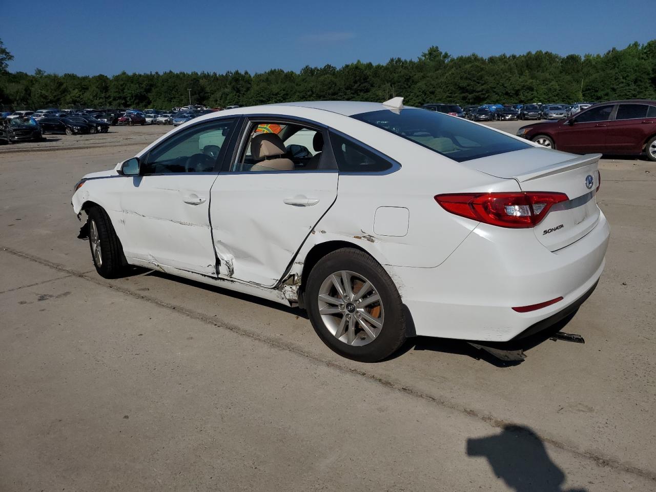 2016 Hyundai Sonata Se VIN: 5NPE24AF0GH381386 Lot: 58240264