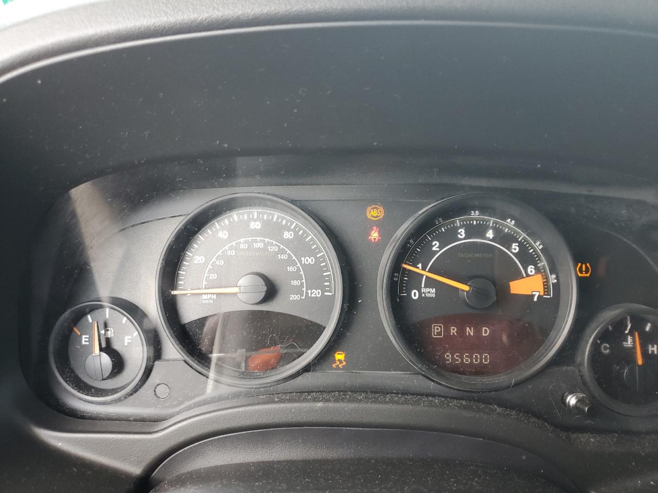 2016 Jeep Liberty (Patriot) - Image 9