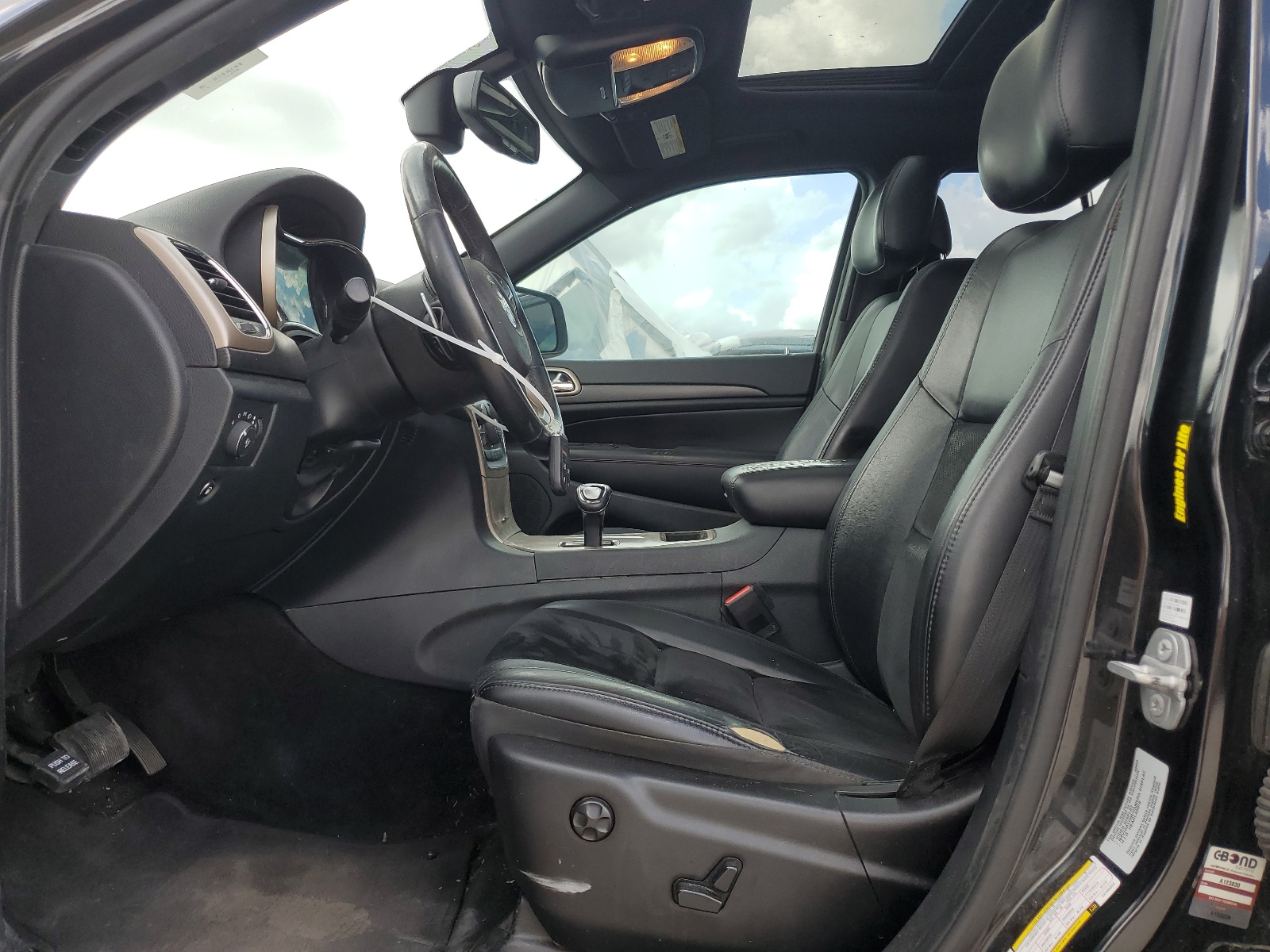 1C4RJEAGXFC793344 2015 Jeep Grand Cherokee Laredo