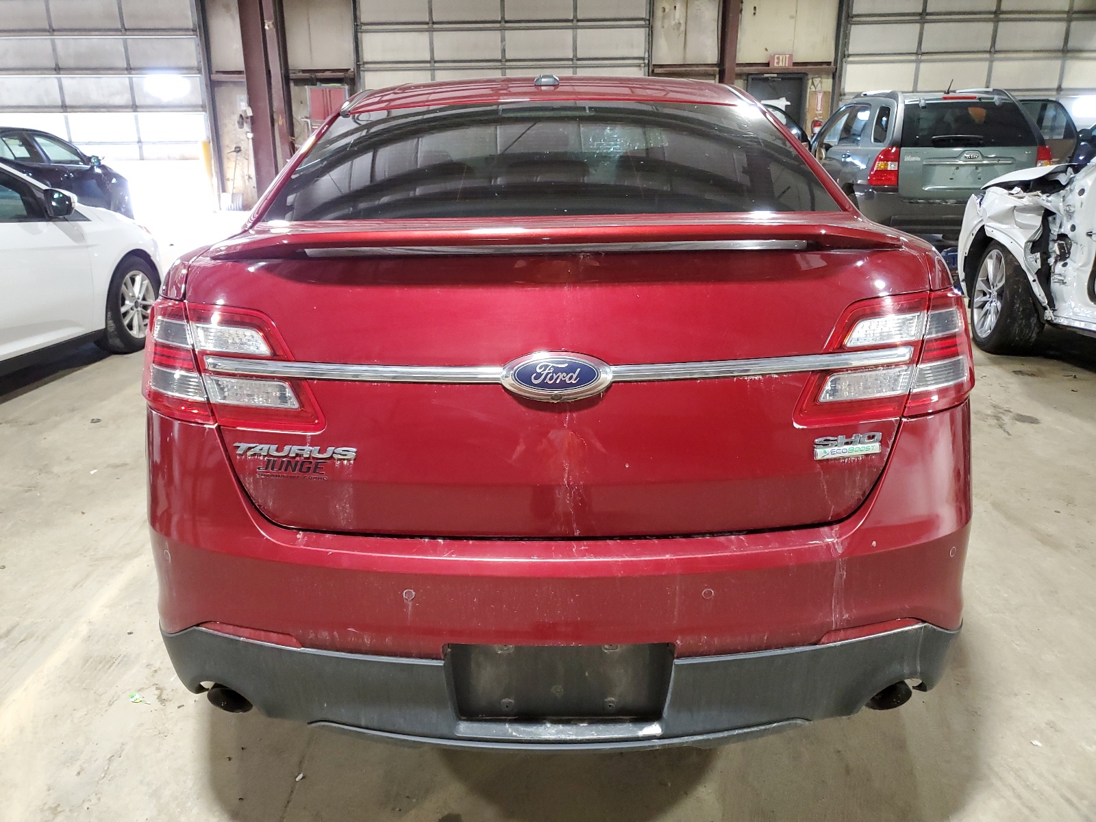 1FAHP2KT3GG126006 2016 Ford Taurus Sho