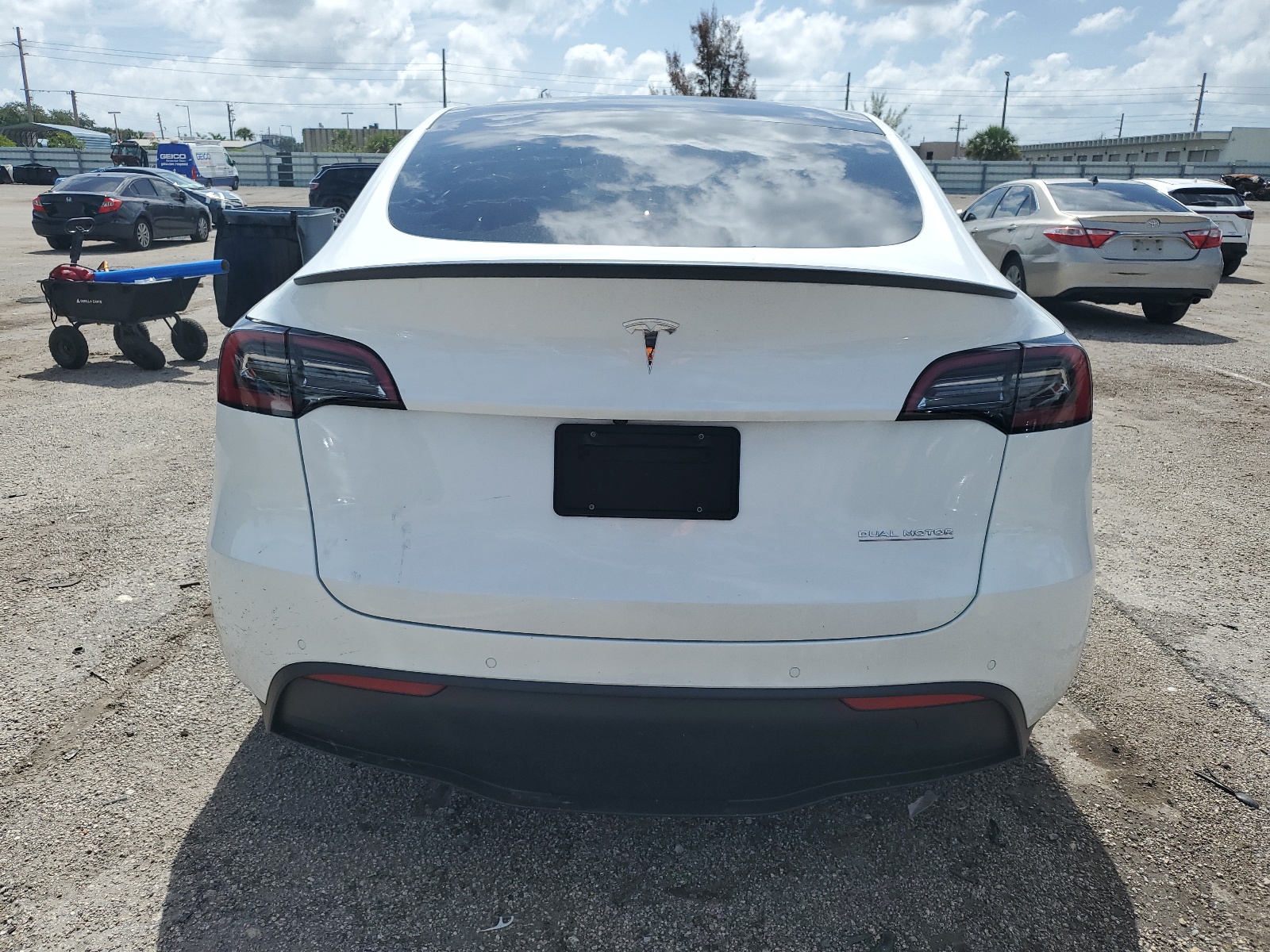 7SAYGDEFXNF531060 2022 Tesla Model Y