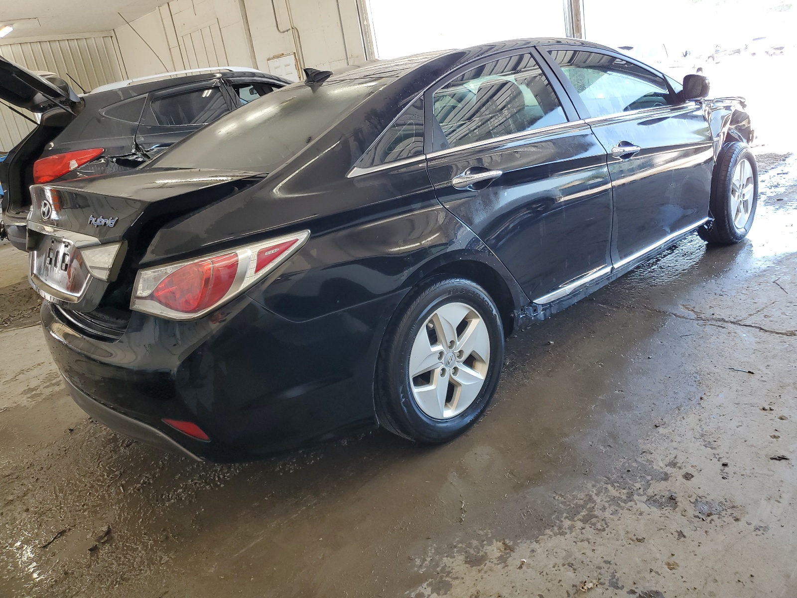 2012 Hyundai Sonata Hybrid vin: KMHEC4A46CA057402