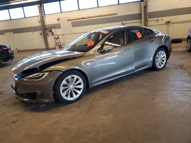 2016 Tesla Model S  за продажба в Elgin, IL - Front End