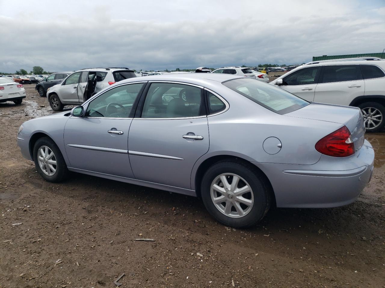 2005 Buick LaCrosse - Image 2