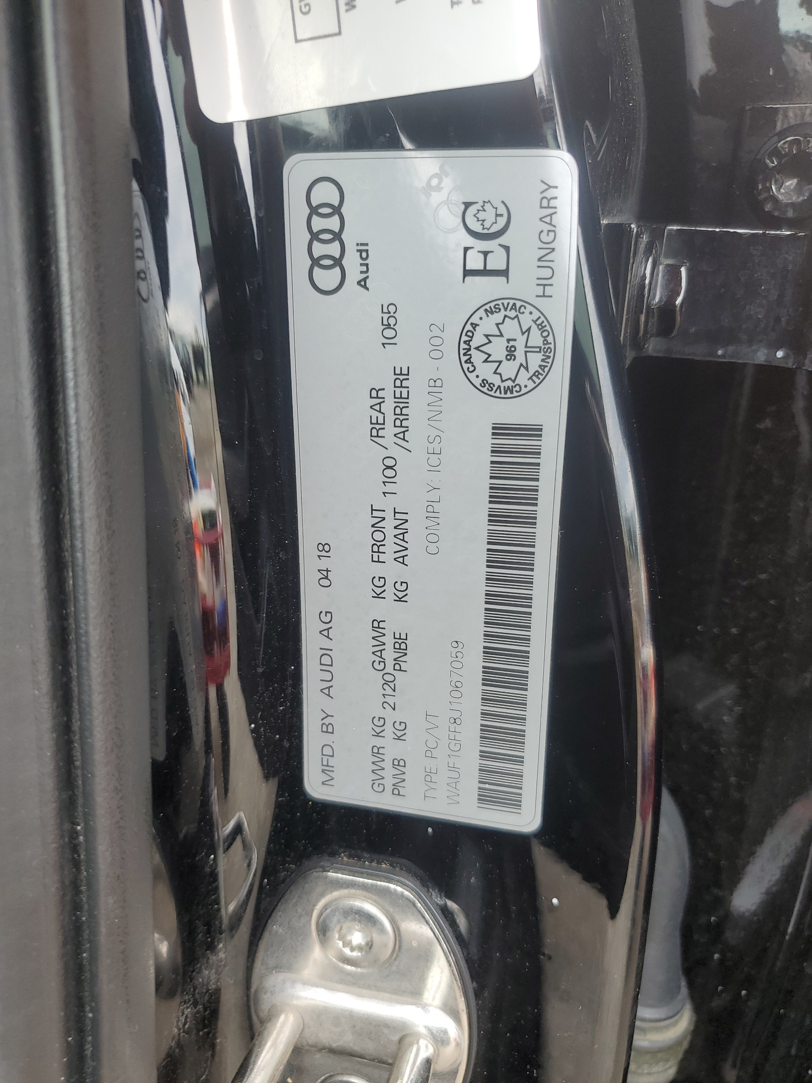 WAUF1GFF8J1067059 2018 Audi S3 Prestige