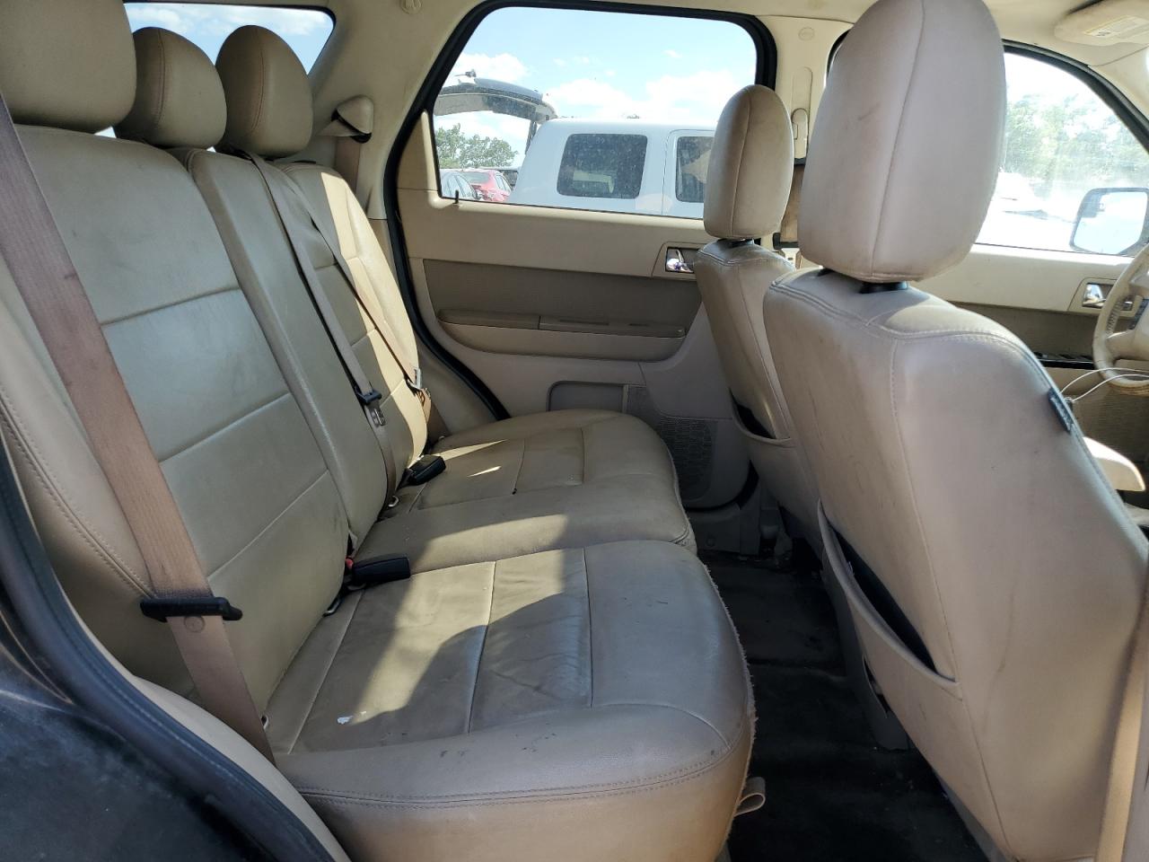 2011 Ford Escape Limited VIN: 1FMCU0E70BKA74951 Lot: 59060354